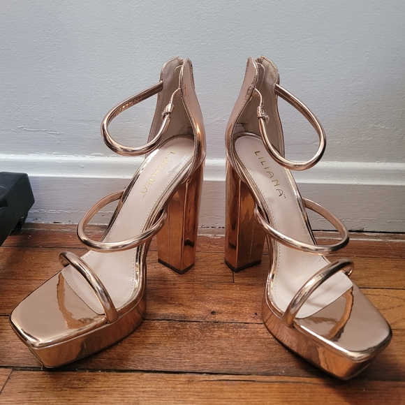Michelle Rose Metallic Gold High Heel Chunky Platform Sandals - Picture 5 of 8